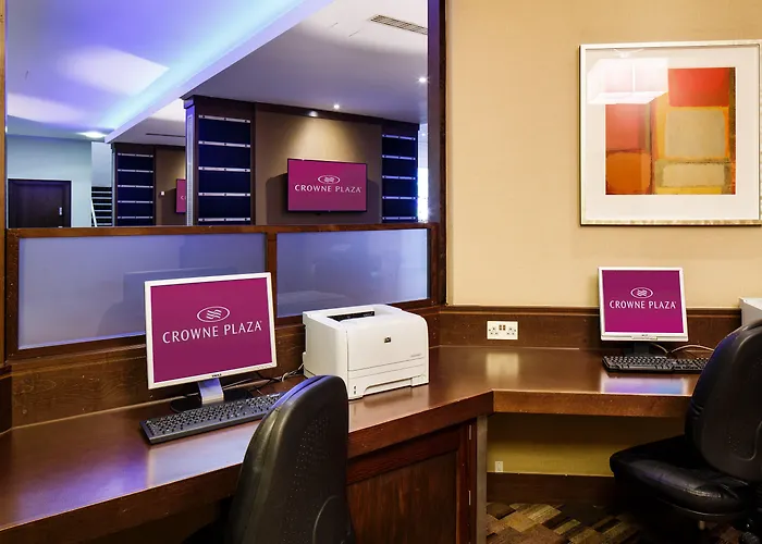Crowne Plaza London - Gatwick Airport By Ihg Hotel Crawley 