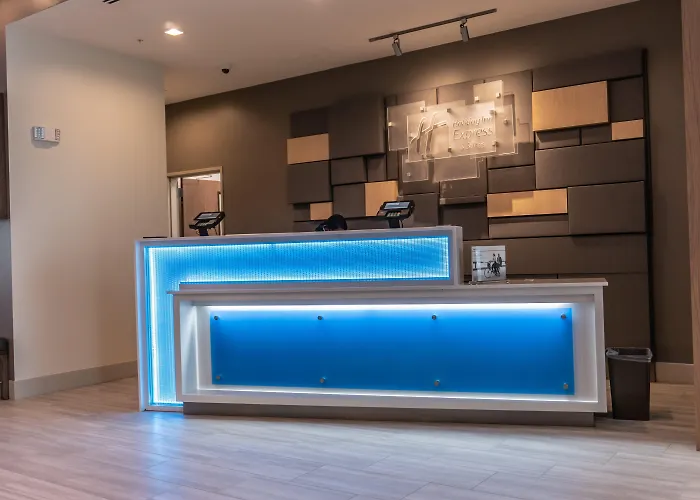 Holiday Inn Express & Suites - Birmingham - Homewood