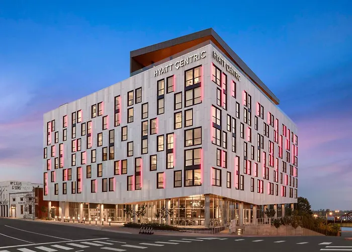 Hyatt Centric Beale Street Memphis Hotel