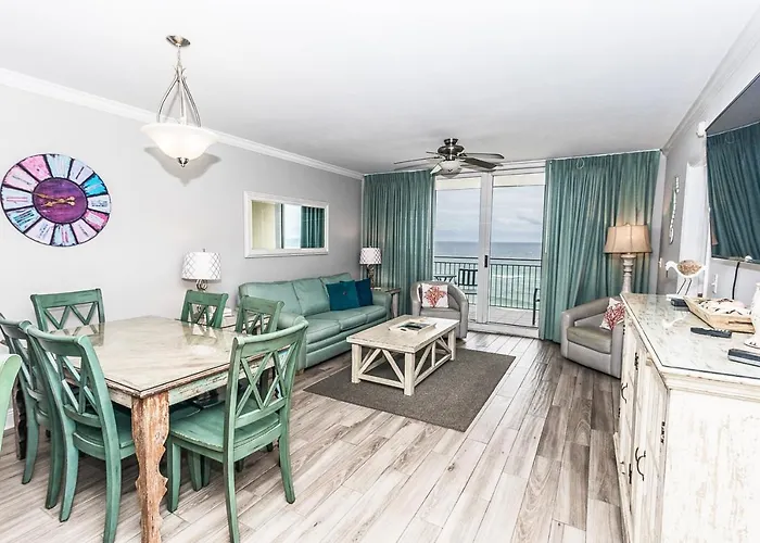 Emerald Beach, Unit 1536