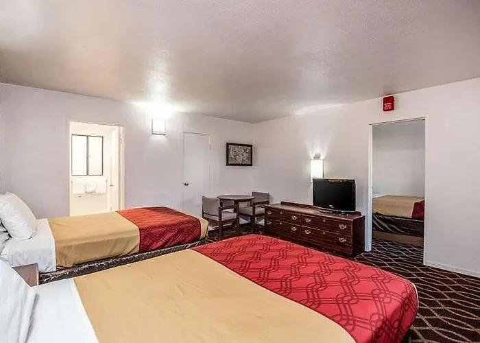Econo Lodge University Tucson