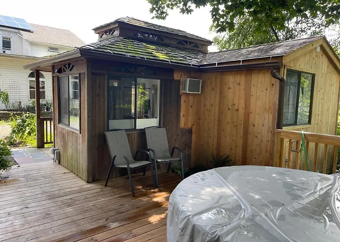 Creekside Fantasy Inn