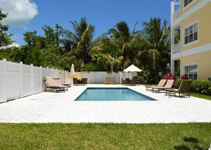 Luxury Condo @ Venito
