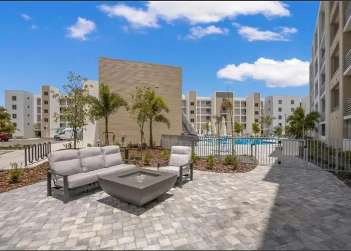 Condo Cuteness With Stellar View ~ On The Water & Perfectly Located