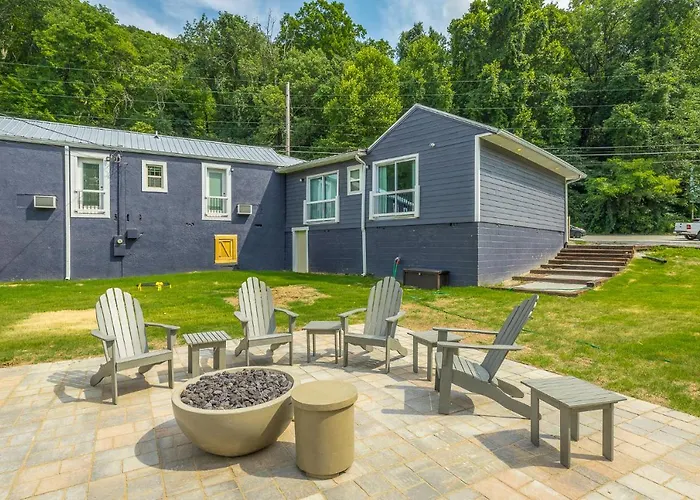 06 The Mollino Room - A Pmi Scenic City Vacation Rental