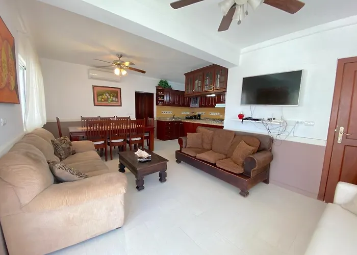 Los Corales Villas And Suites - Beach Club, Spa, Restaurants