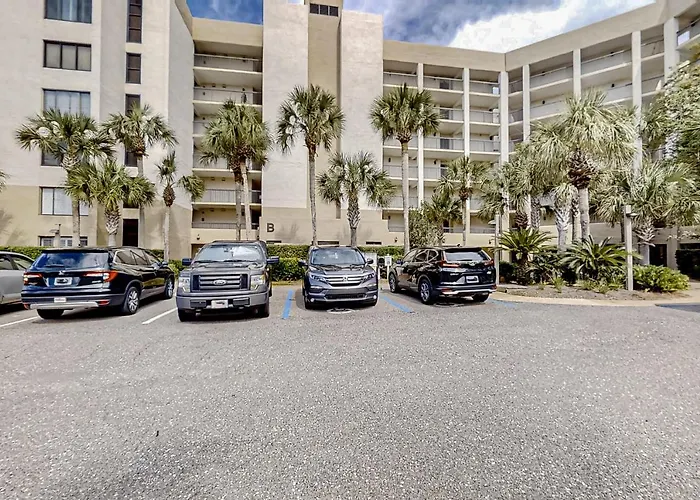 Condo With Shared Pool, Beach Access And Spectacular Atlantic Ocean Views