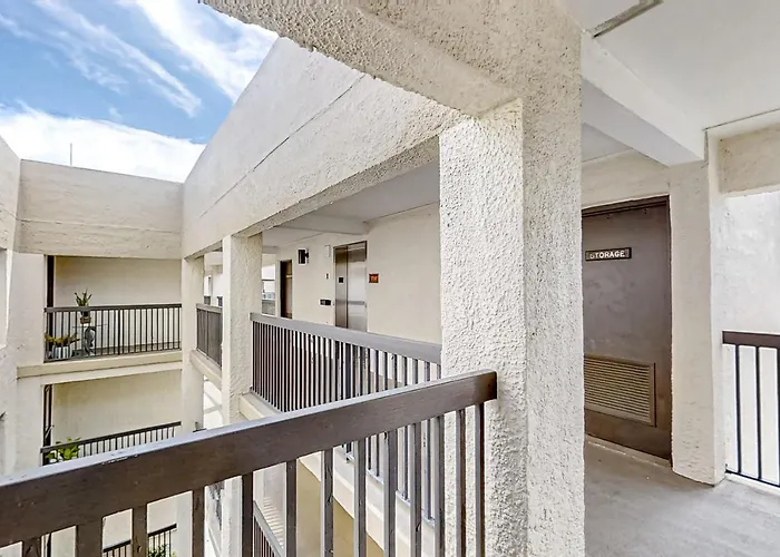 Condo With Shared Pool, Beach Access And Spectacular Atlantic Ocean Views