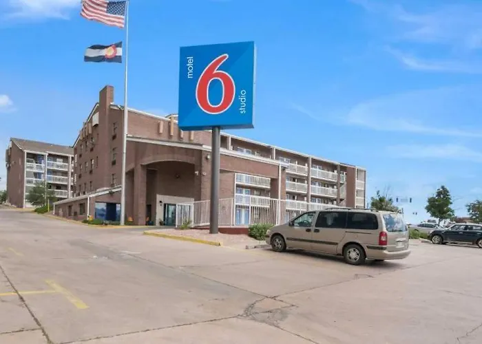 Motel 6