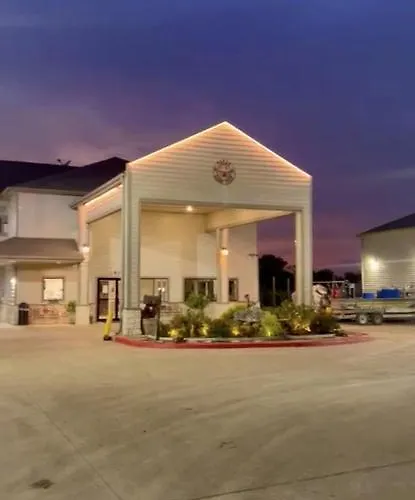 Quality Inn & Suites Victoria South