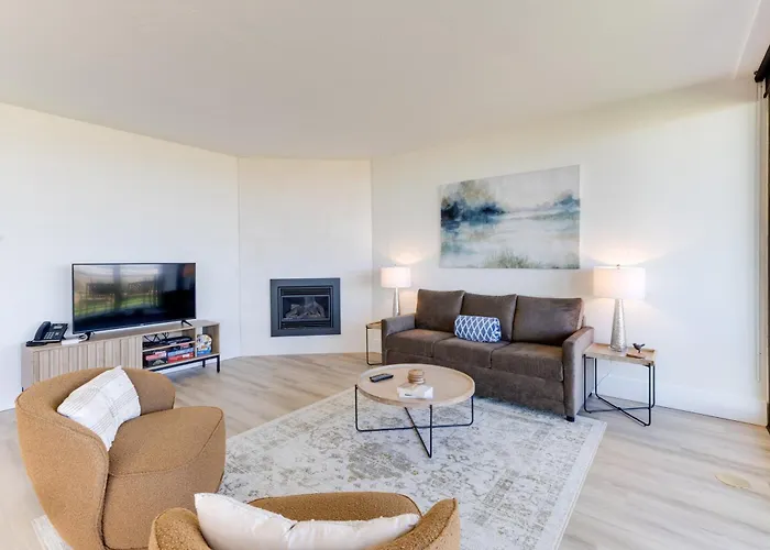 Sand & Sea: The Lewis & Clark Apartment Seaside