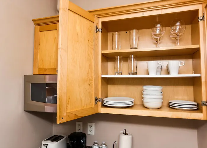 Stylish Downtown Studio In The Southend, C.Ave #24 Boston