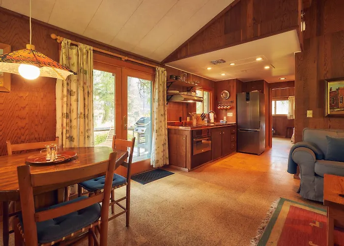 House On Metolius