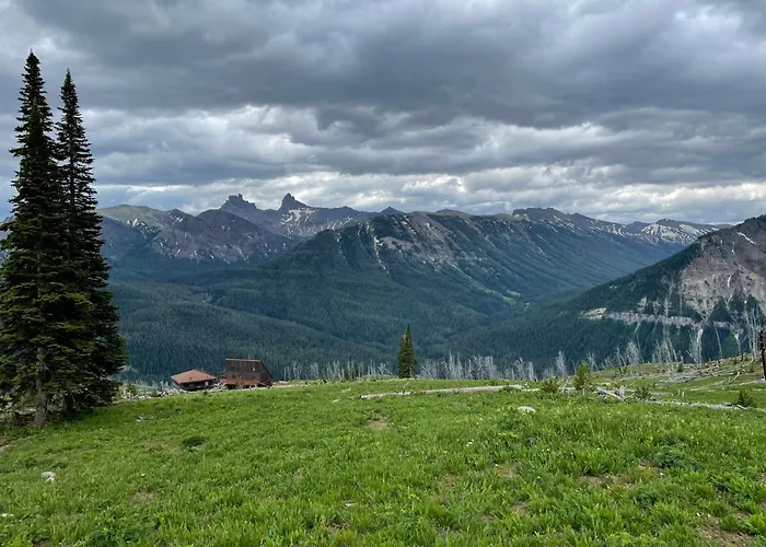 Antlers Lodge Cooke City