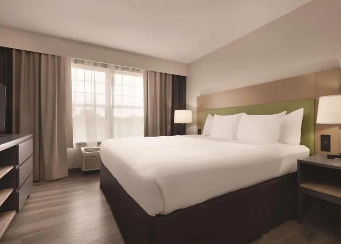 Country Inn & Suites By Radisson, Cedar Falls, Ia