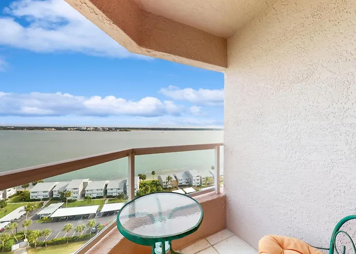 Crescent Beach Club II 17A Clearwater Beach