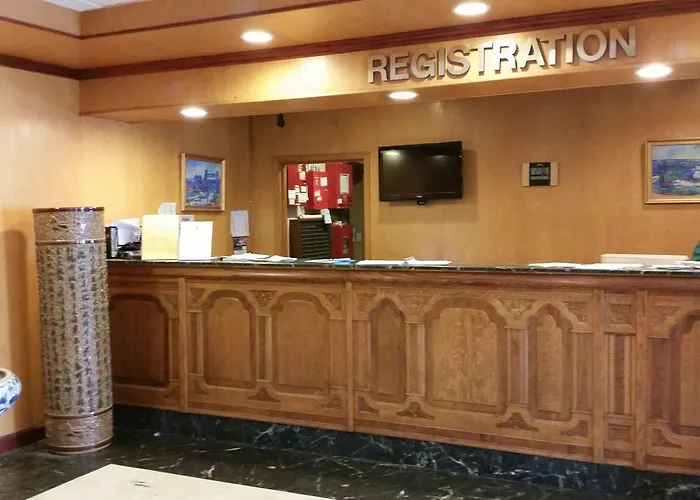 University Hotel And Suites Cleveland