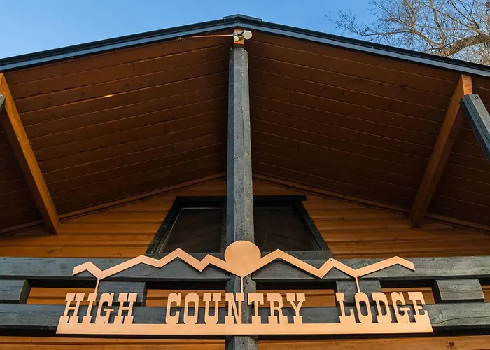 High Creek Lodge And Cabins