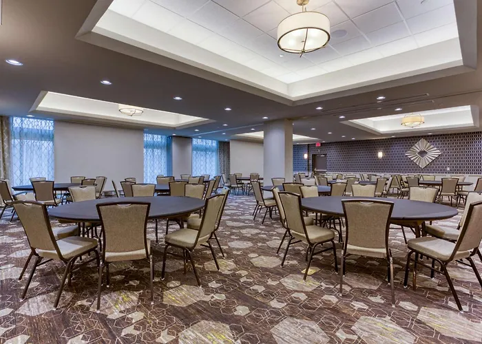 Drury Inn & Suites Columbus Polaris