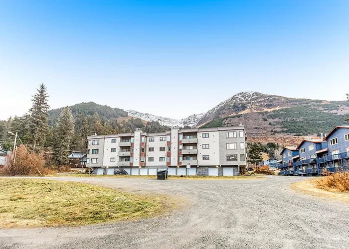 Brighton #108 Hotel Girdwood