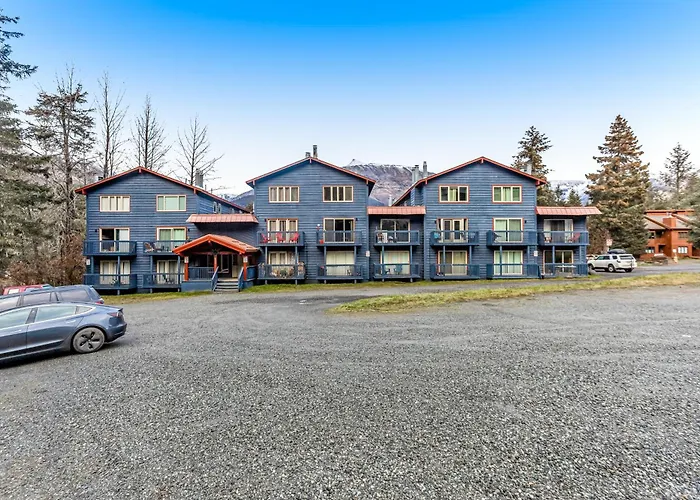 Brighton #108 Hotel Girdwood