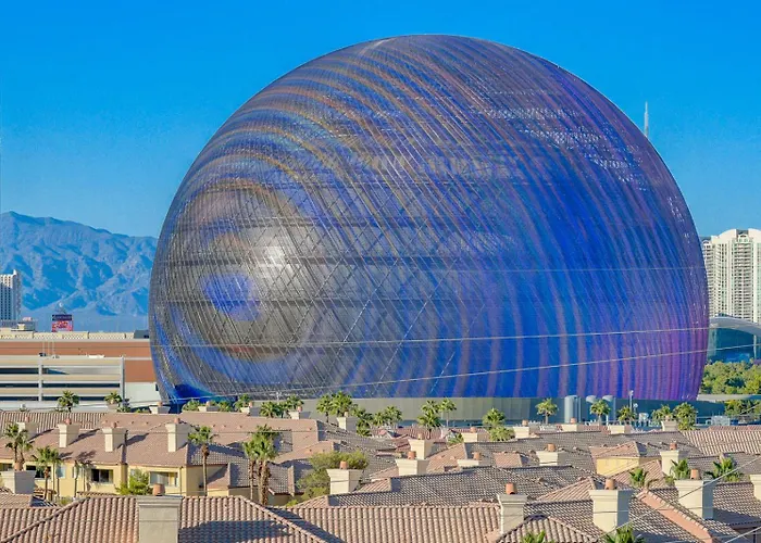 Modern Oasis Steps Away From The Las Vegas Strip