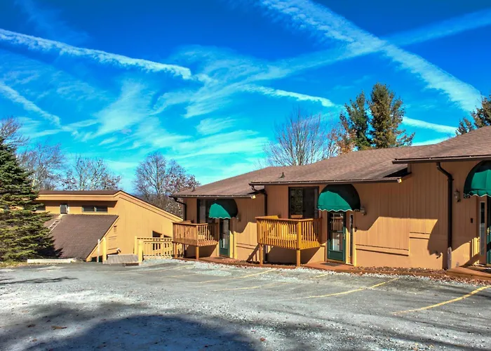 Cedar Village Condominiums Beech Mountain