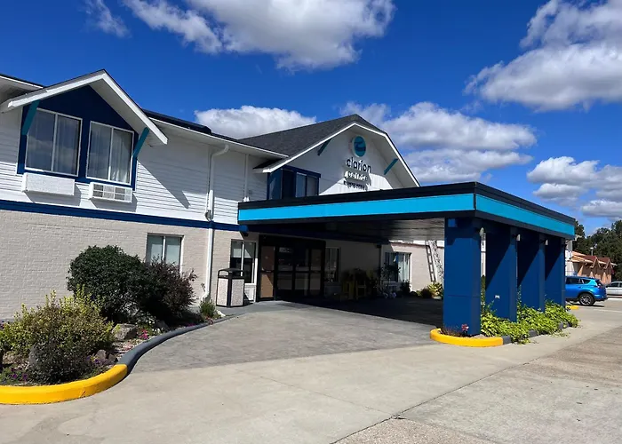 Clarion Pointe Jasper Hotel