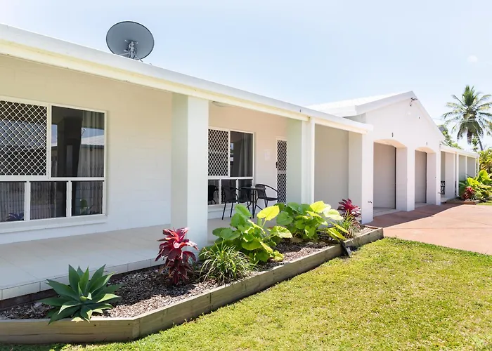 Palm View Holiday Apartments