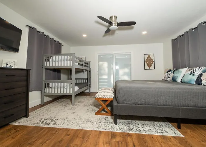 The Lofts On Indian Point - Near Silver Dollar City