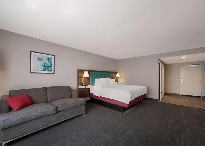 Hampton Inn By Hilton Detroit Southfield