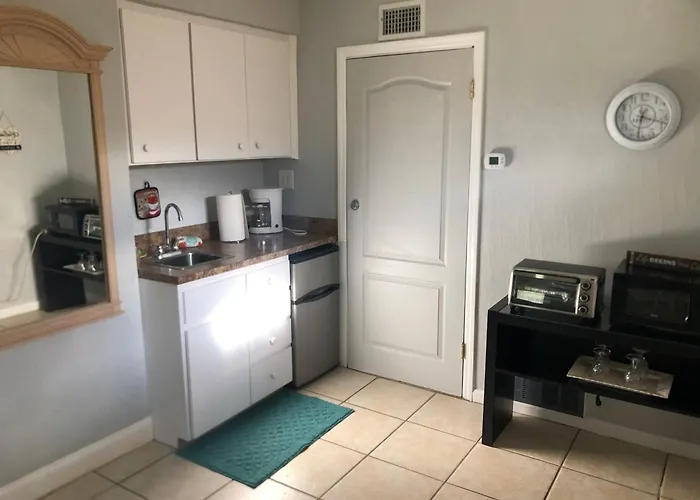 Surfside Suites