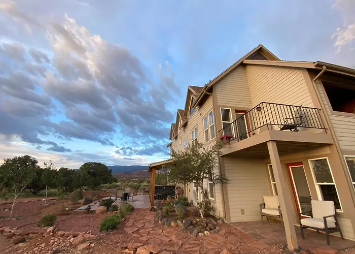 Skyridge Inn