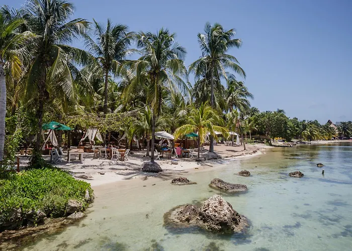 Enigmatic Beach Hotel Isla Mujeres
