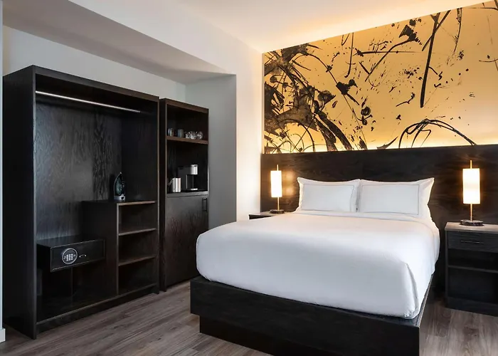 Holman Riverfront Park Hotel Salem, Tapestry By Hilton