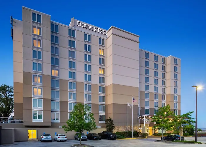 Doubletree By Hilton Biloxi Hotel