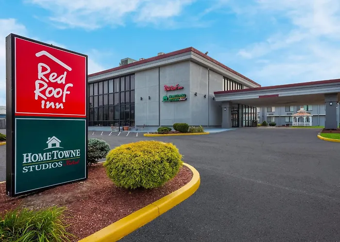 Red Roof Inn Painted Post