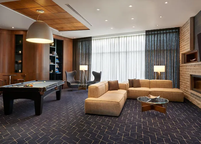 Courtyard By Marriott Calgary Airport Hotel