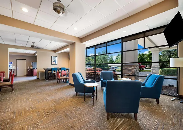 Comfort Suites Northlake Huntersville