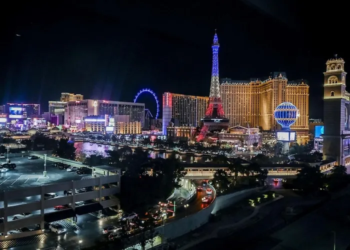 Stay Together Suites - Condominium In The Heart Of The Strip Sleeps 12 - No Resort Fee Las Vegas