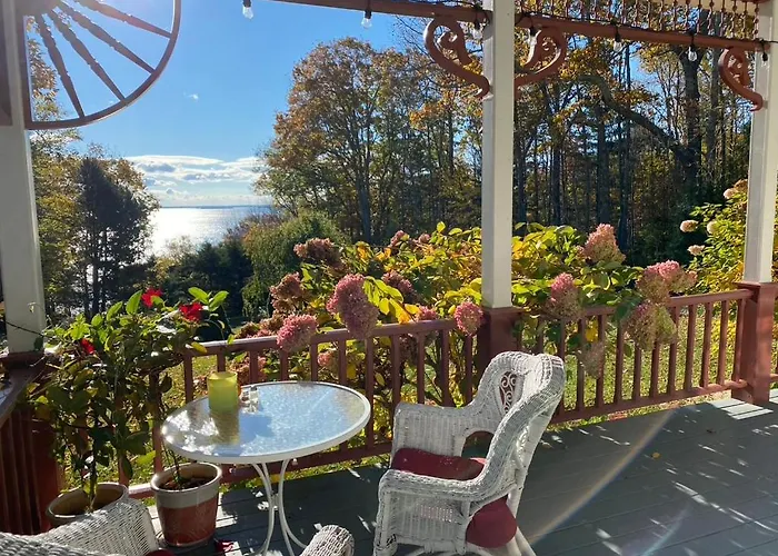 Victorian By The Sea