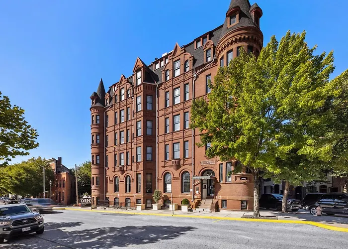 Brexton Hotel