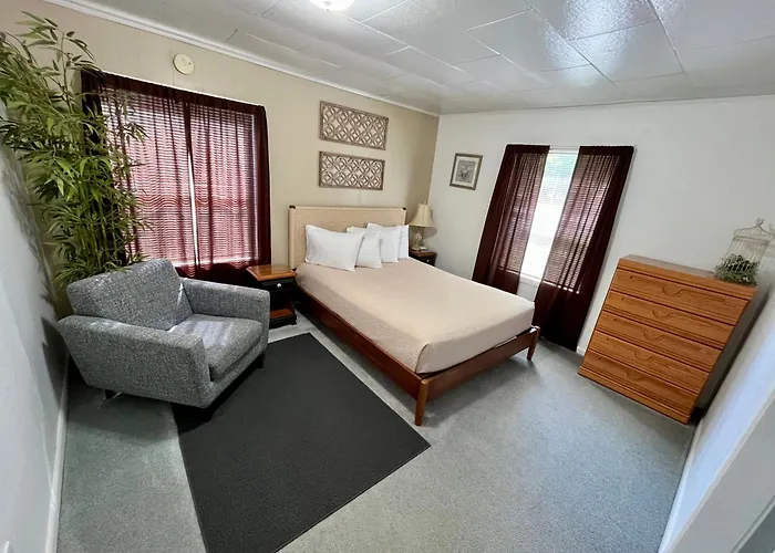 The Cascade Motel