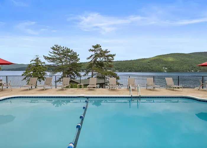 The Inn At Erlowest Lake George