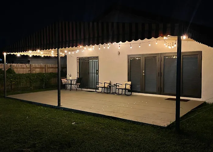 Lyz Miami