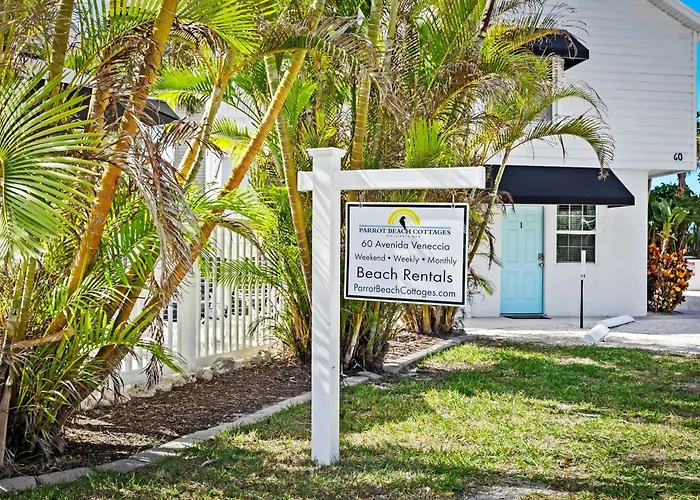 Parrot Beach Cottages Suite #2 Siesta Key