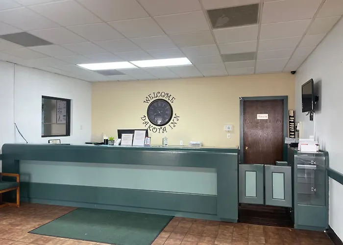Surface Boutique Hotel Minot