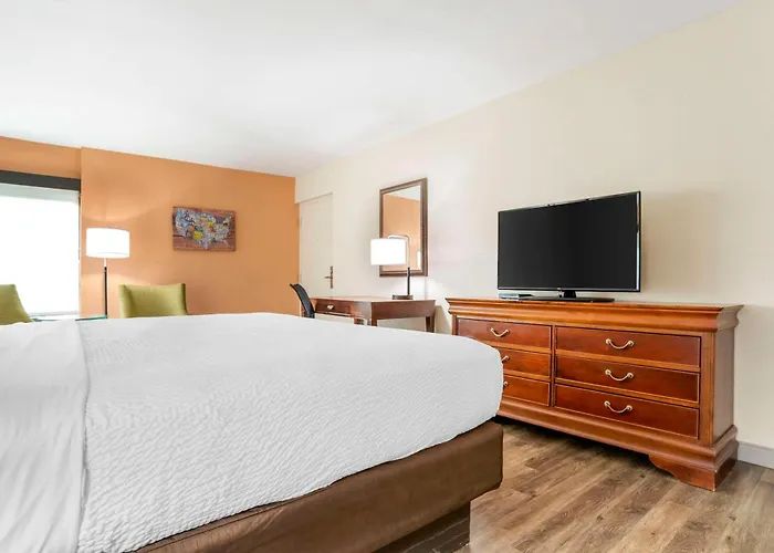 Econo Lodge Moss Point - Pascagoula