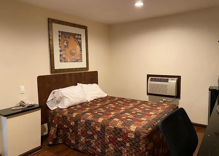 Budget Inn