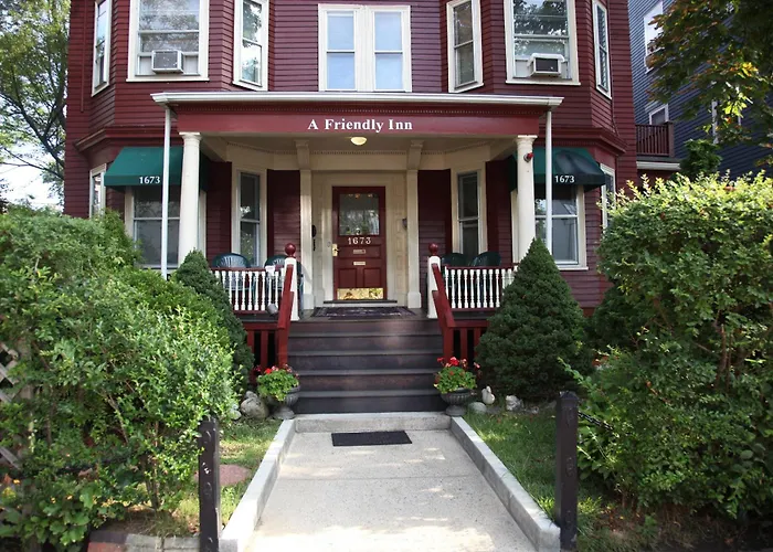 A Friendly Inn At Harvard Cambridge